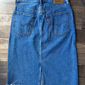 Levi's Denim Raw Hem Midi Skirt Size 26